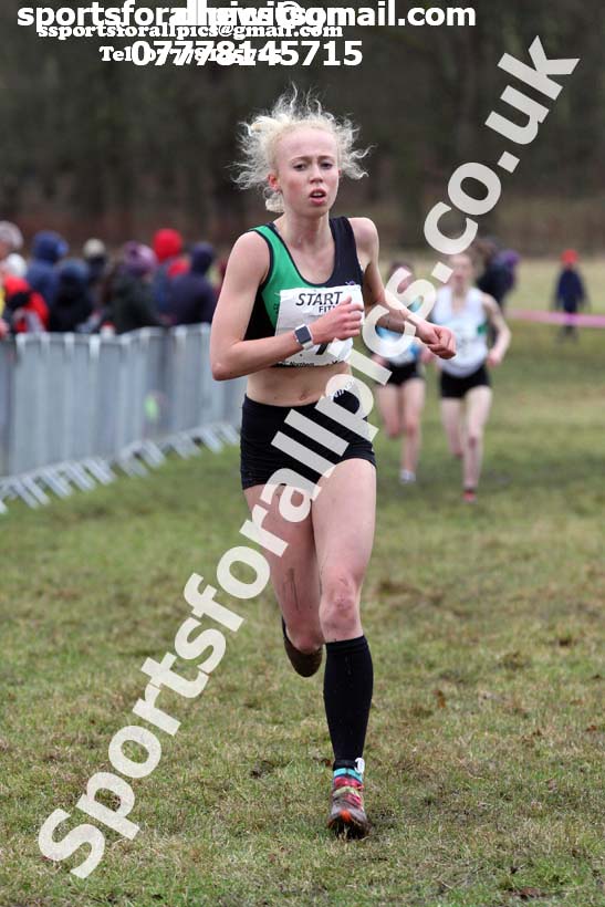 Junior womens 2018 Northern Cross Country Champs., Harewood House, Leeds. Photo: David T. Hewitson/Sports for All Pics
